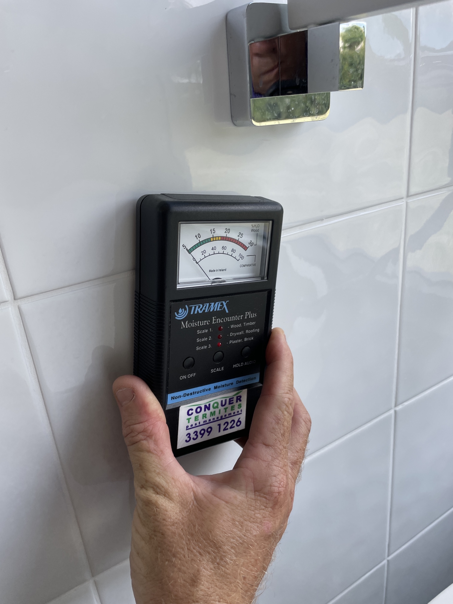 Termite moisture meter